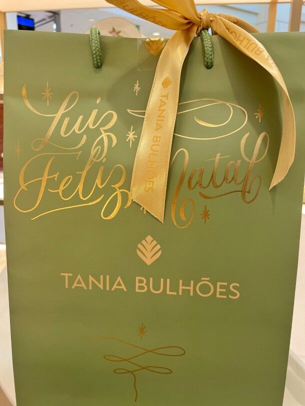 Christmas Calligraphy: Tania Bulhoes